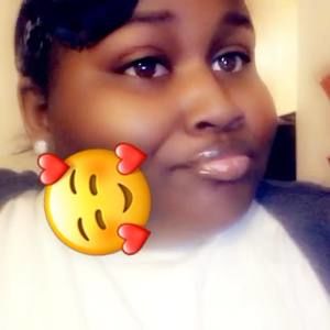 Meet your Posher, Selena